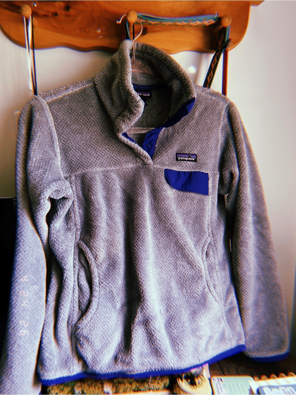 Patagonia Gray Pullover Fleece with Blue Pocket Trim